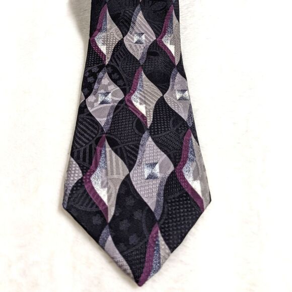 Men's Vintage 100% Silk Tie Abstract Diamond Pattern Motif - Picture 11 of 13